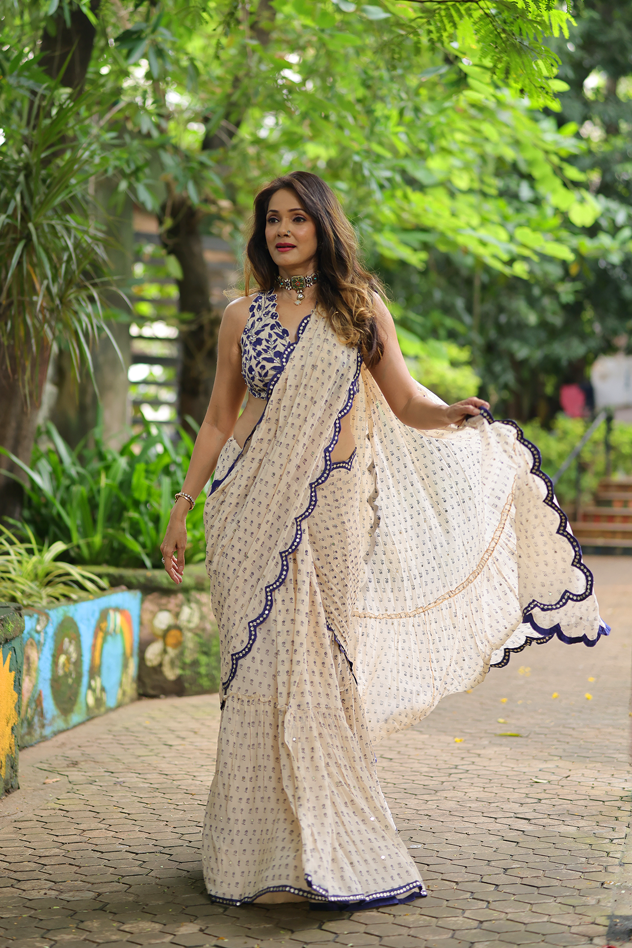 Vidya Malavde In Ecru Georgette Draped Saree Set