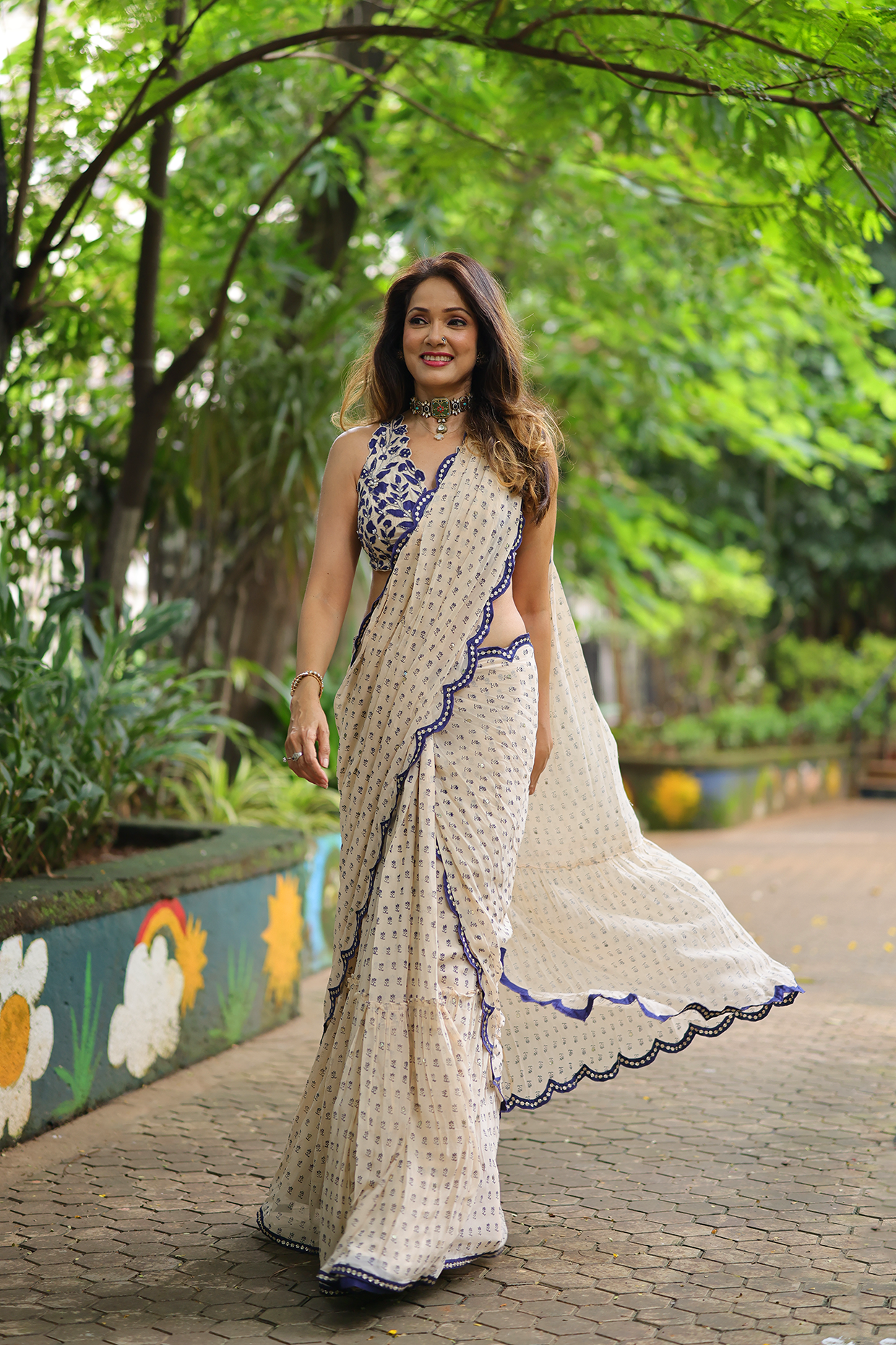 Vidya Malavde In Ecru Georgette Draped Saree Set