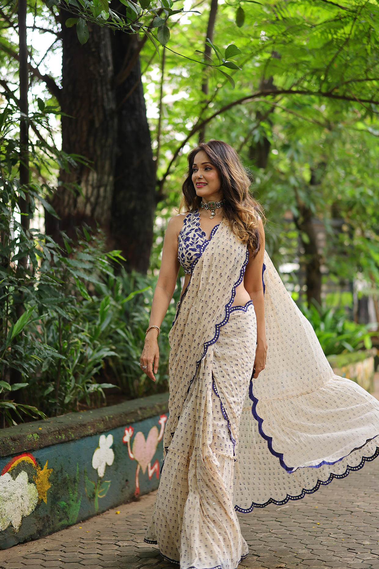 Vidya Malavde In Ecru Georgette Draped Saree Set