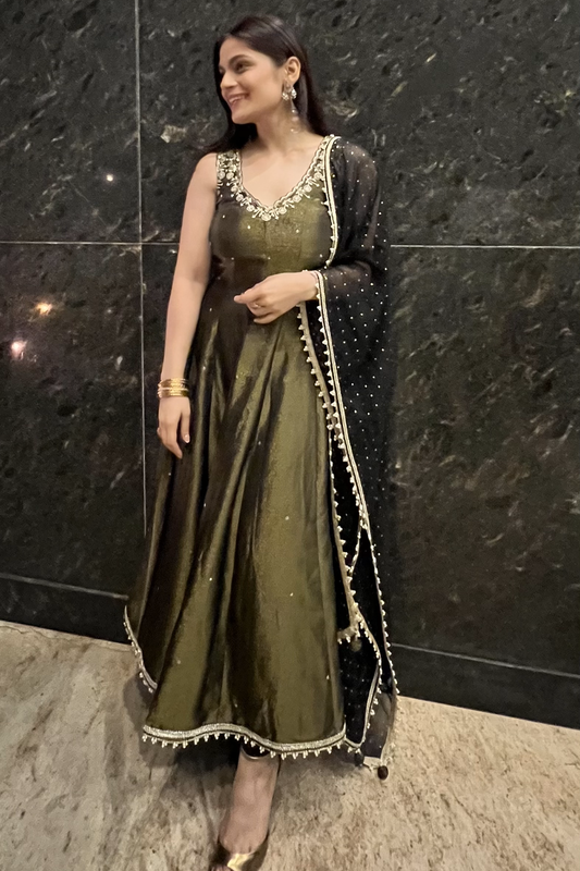 Srishti Dixit In Black Olive Tissue Embroidered Anarkali Set